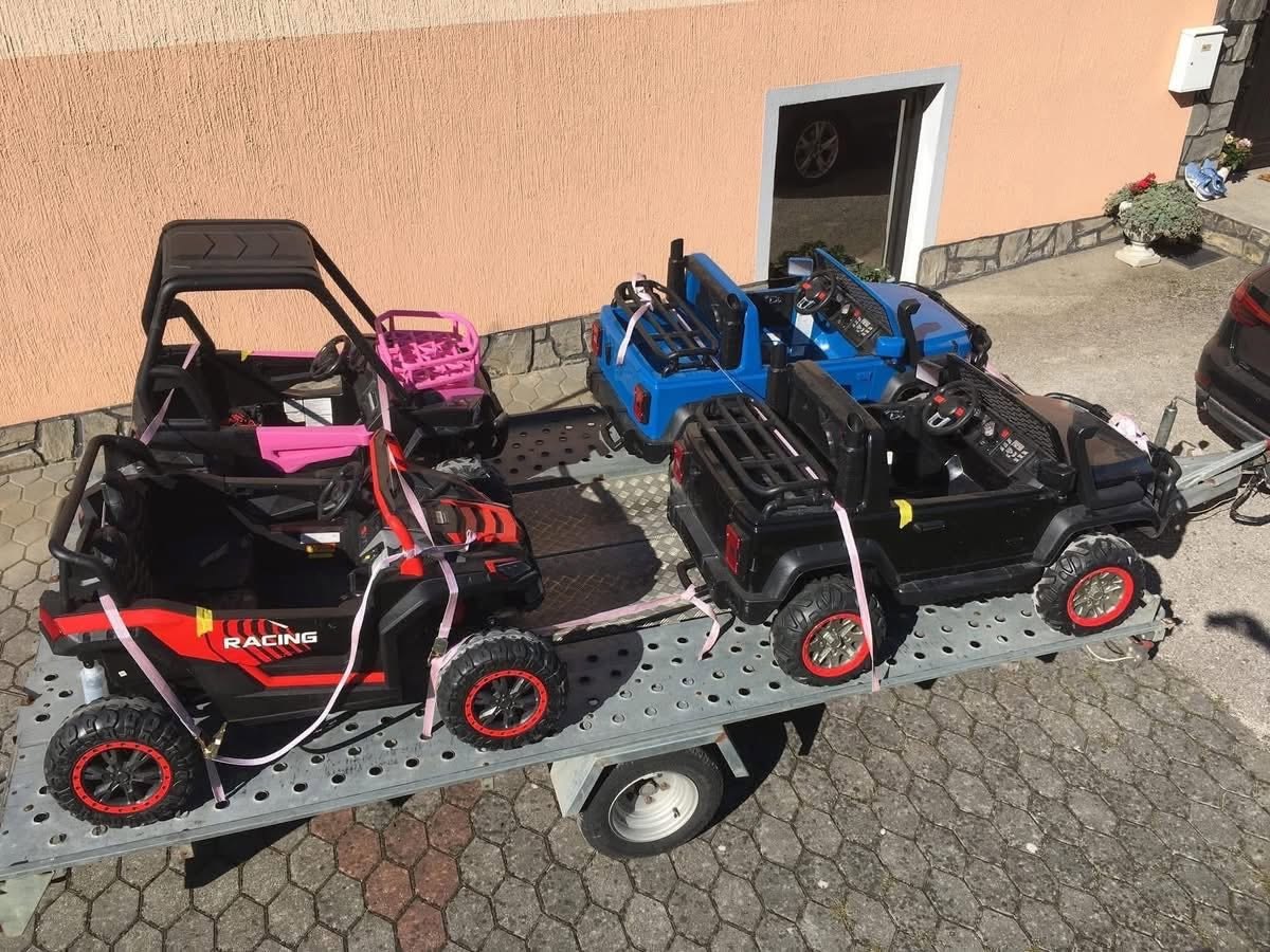 Napihljiva igrala in avtomobilčki 6